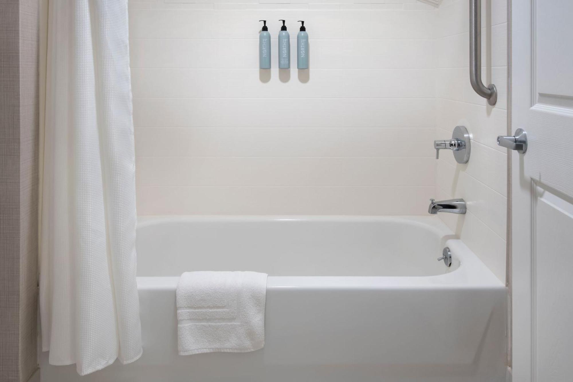 Residence Inn Hartford Manchester Εξωτερικό φωτογραφία
